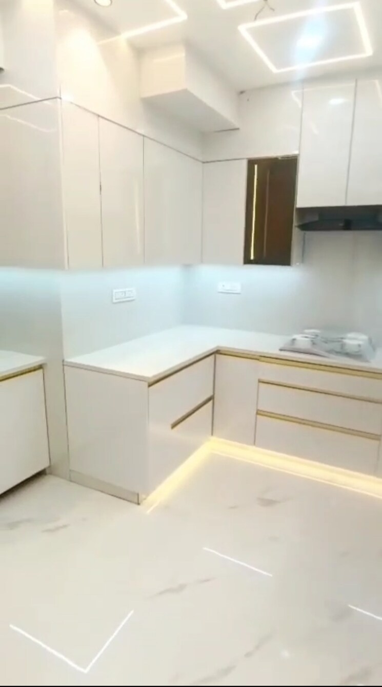 Kitchen, sector 10 dwarka 3 Bedroom 1701 Sq.Ft. Apartment In Sector 10 Dwarka Delhi 9686758