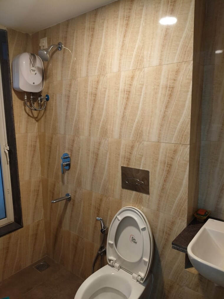 Bathroom, lodha-amara 1 Bedroom 460 Sq.Ft. Apartment In Kolshet Road Thane 9686748