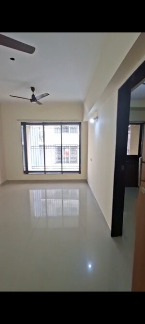 Room in 1 BHK Apartment at Vora Estate, Vile Parle East – for Rent