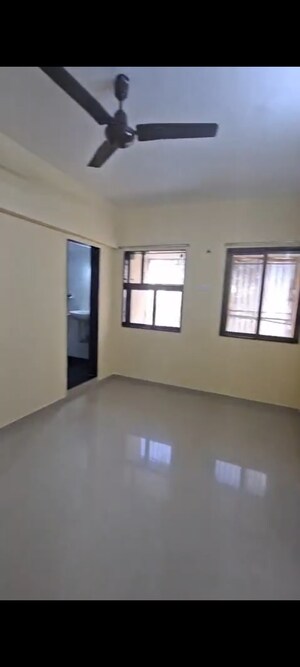 Room in 1 BHK Apartment at Vora Estate, Vile Parle East – for Rent