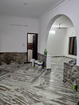 Living Room in 2 BHK Builder Floor at Sector 17 – for Rent