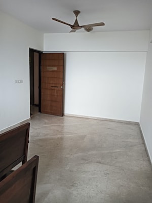 Room in 2 BHK Apartment at Lodha Vivant, Ghodbunder Road – for Rent