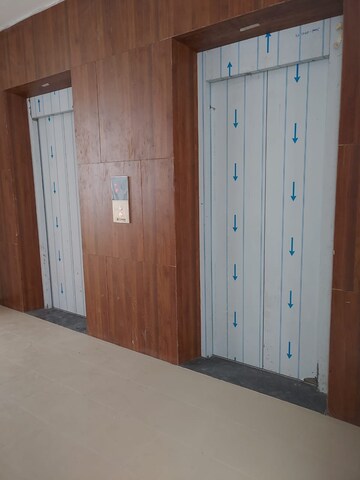 Room in 2 BHK Apartment at Pinnacle Neelanchal, Baner – for Sale