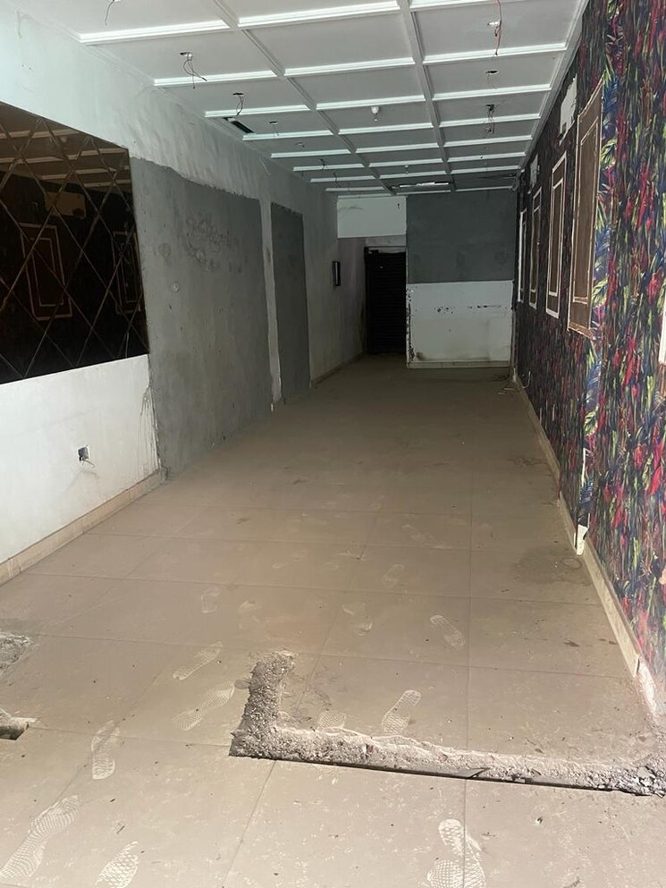 Exterior View, sheikh sarai Commercial Shop 550 Sq.Ft. In Sheikh Sarai Delhi 9686832