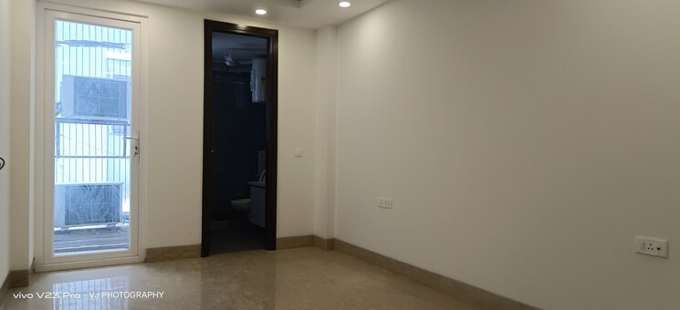 Room, malviya nagar 3 Bedroom 1800 Sq.Ft. Builder Floor In Malviya Nagar Delhi 9686827