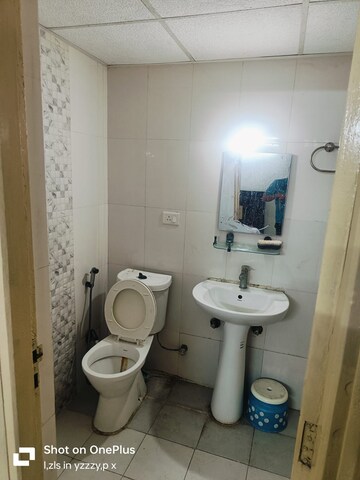 Bathroom in 2 BHK Apartment at Supertech Cape Town, Sector 74 – for Rent