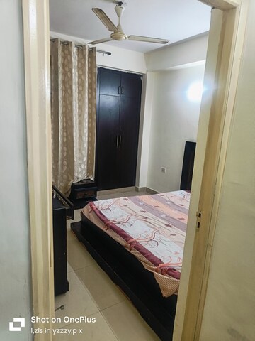 Bedroom in 2 BHK Apartment at Supertech Cape Town, Sector 74 – for Rent