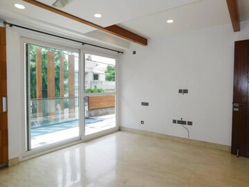 4 BHK Builder Floor For Rent in Saket