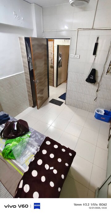 Room in 1 BHK Apartment at Shanti Heights Dadar East, Dadar East – for Rent