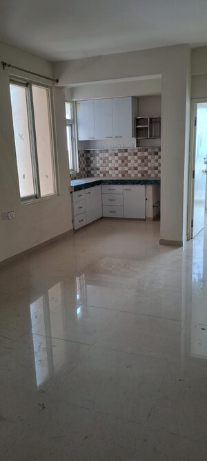 2 BHK Apartment For Rent in Mapsko Paradise, Sector 83