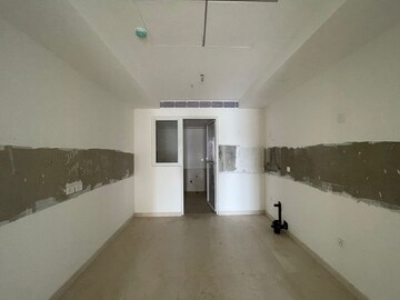 Room in 5 BHK Apartment at Mantri Blossom, Ashok Nagar – for Sale