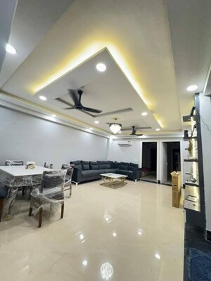 3 BHK Builder Floor For Rent in Saket
