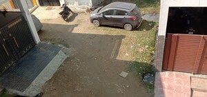 Parking in 2 BHK Independent House at Vigyan Khand – for Rent