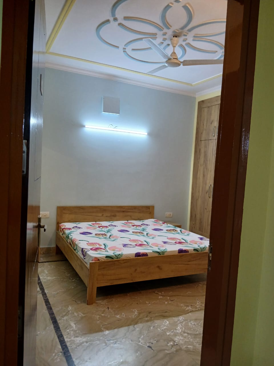 3 BHK Builder Floor For Rent in Sector 52