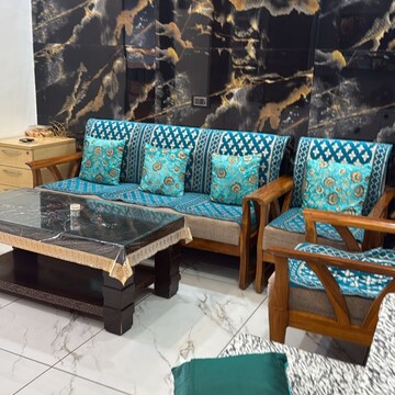 Bedroom in 6+ BHK Independent House at Palam Vihar Extension – for Sale