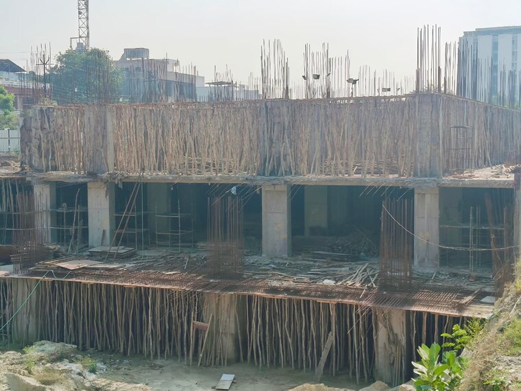 Exterior View, ratan khand Commercial Shop 400 Sq.Ft. In Ratan Khand Lucknow 9687091