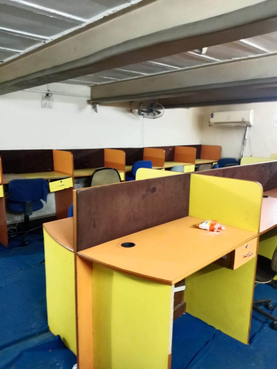 Team Area, camac street Commercial Office Space 1280 Sq.Ft. In Camac Street Kolkata 9687160