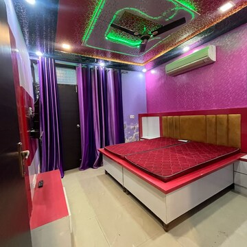 Bedroom in 2 BHK Builder Floor at Uttam Nagar – for Rent