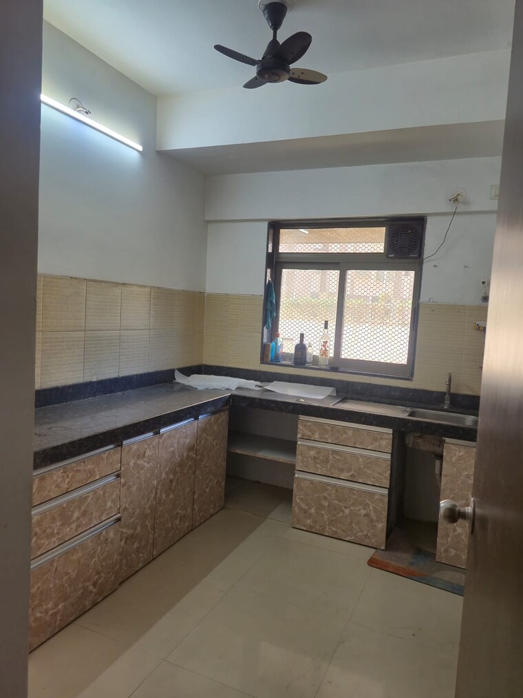 Kitchen, lodha-splendora-platino 2.5 Bedroom 850 Sq.Ft. Apartment In Ghodbunder Road Thane 9687326