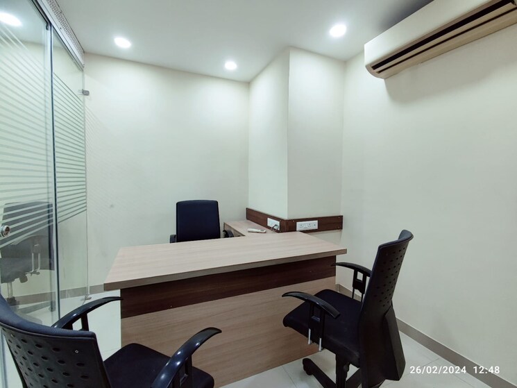 Team Area, park street Commercial Office Space 750 Sq.Ft. In Park Street Kolkata 9687317