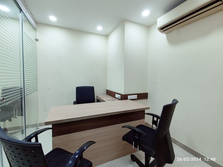 Team Area, park street Commercial Office Space 750 Sq.Ft. In Park Street Kolkata 9687317