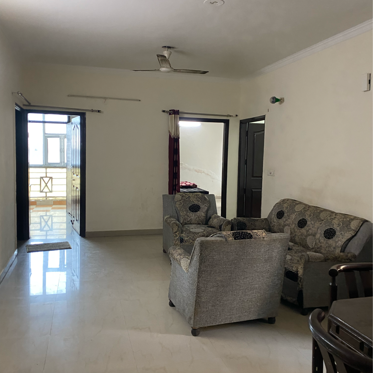 2 BHK + Extra Room Apartment For Rent in Maya Garden City