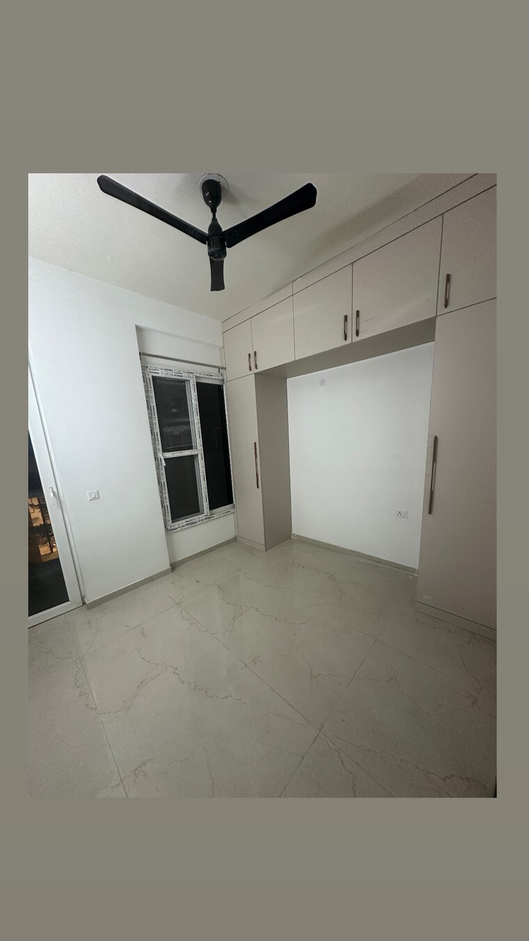 Room, smart-world-orchard 3 Bedroom 1680 Sq.Ft. Apartment In Sector 61 Gurgaon 9687336