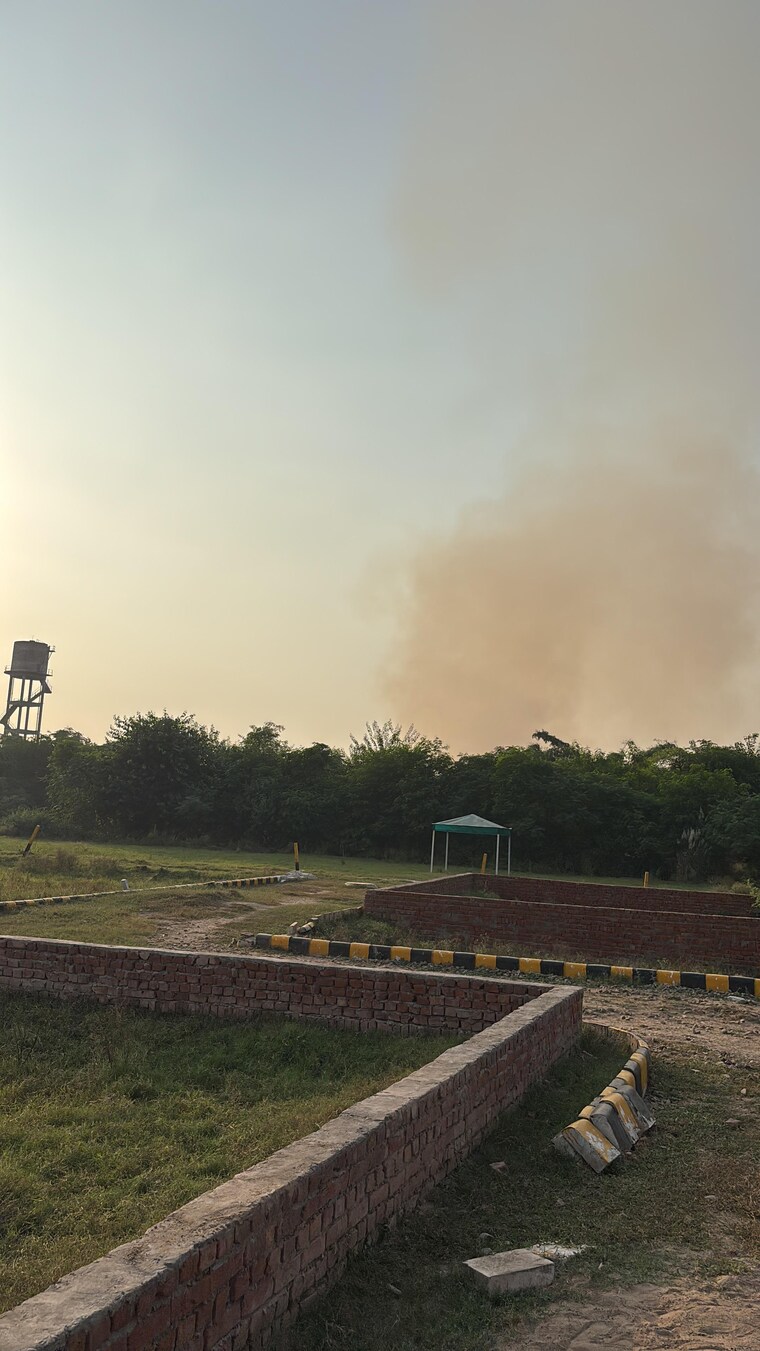 undefined, dera bassi  100 Sq.Yd. Plot In Dera Bassi Mohali 9687463