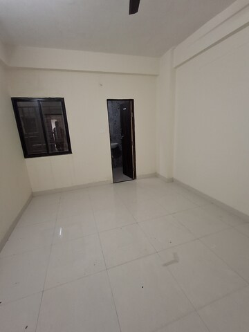 Room in 3 BHK Apartment at New Manish Nagar – for Rent