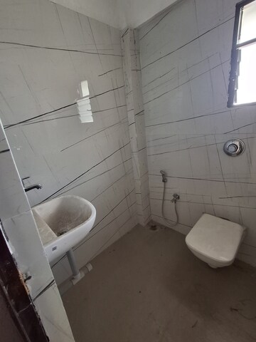 Bathroom in 3 BHK Apartment at New Manish Nagar – for Rent