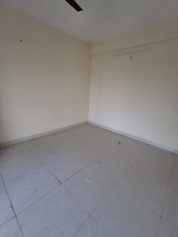 Room in 3 BHK Apartment at New Manish Nagar – for Rent