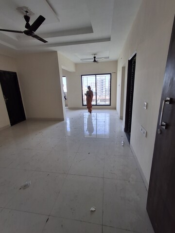 Living Room in 3 BHK Apartment at New Manish Nagar – for Rent