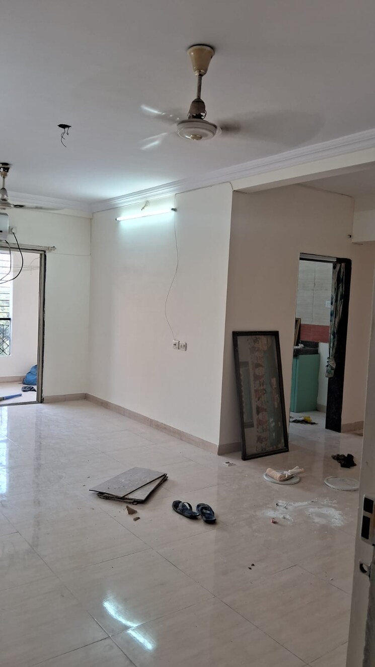 Room, sanghvi-hills 3 Bedroom 1100 Sq.Ft. Apartment In Ghodbunder Road Thane 9687474