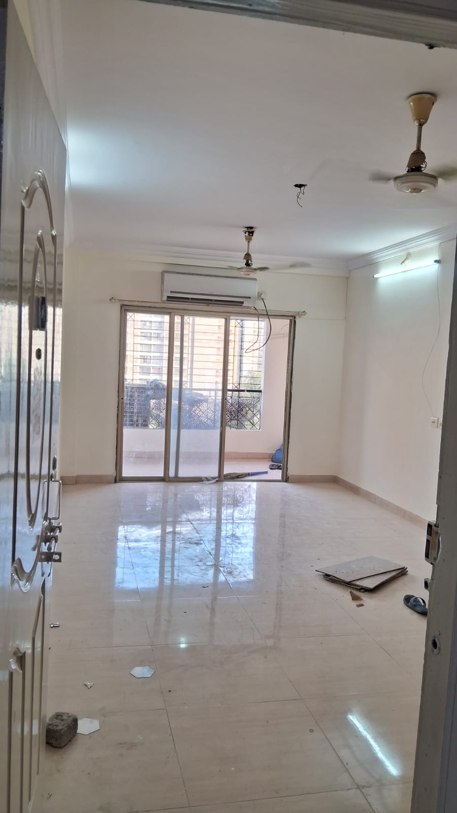 3 BHK + Extra Room 1100 Sq.Ft. Apartment in Sanghvi Hills