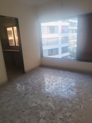 Room in 1 BHK Apartment at Prarthana Rajkamal Park, Parel – for Sale