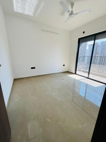 Room in 2 BHK Apartment at Dream Metropark County, Balewadi – for Rent