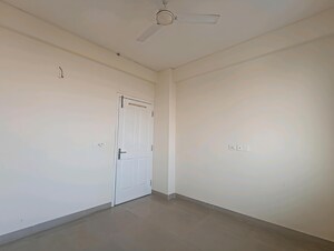 Room in 3 BHK Apartment at BPTP Park Prime, Sector 66 – for Rent