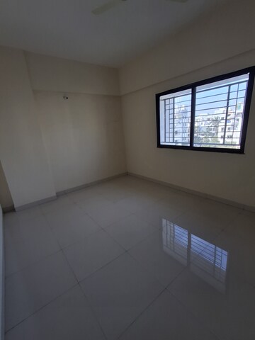 Room in 3 BHK Apartment at New Manish Nagar – for Rent