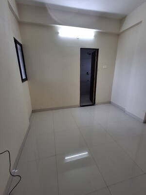 Room in 3 BHK Apartment at New Manish Nagar – for Rent
