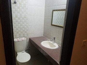 Bathroom in 4 BHK Apartment at Sector 5 Dwarka – for Sale