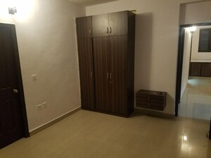 Room in 4 BHK Apartment at Sector 5 Dwarka – for Sale