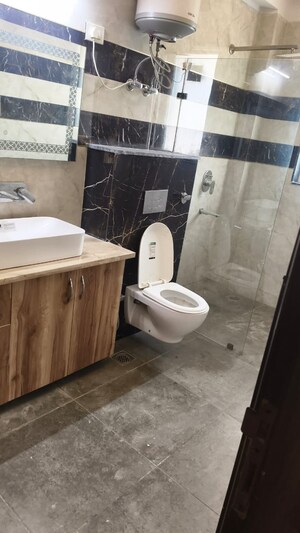 Kitchen in 3 BHK Builder Floor at Palam Vihar – for Rent