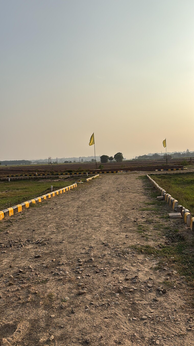 undefined, dera bassi  100 Sq.Yd. Plot In Dera Bassi Mohali 9687546