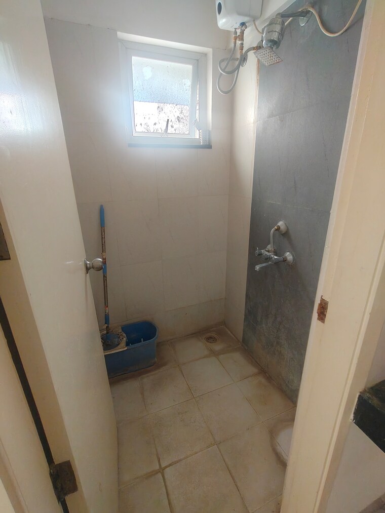 Bathroom, godrej-horizon 1 Bedroom 640 Sq.Ft. Apartment In Mohammadwadi Pune 9687550
