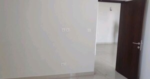 Room in 3 BHK Apartment at Prestige Falcon City, Konanakunte – for Rent
