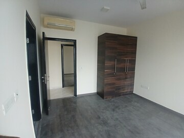 4 BHK Apartment For Rent in Tata Primanti Villas, Sector 72