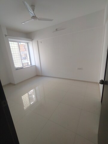 Room in 1 BHK Apartment at 38 Park Majestique, Undri – for Sale