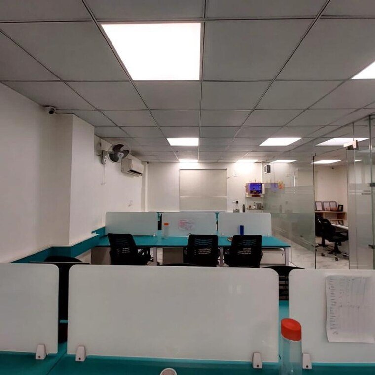 Team Area, dwarka Commercial Office Space 150 Sq.Yd. In Dwarka Delhi 9687578