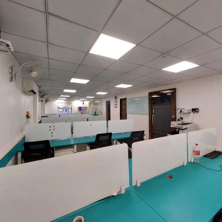 Team Area, dwarka Commercial Office Space 150 Sq.Yd. In Dwarka Delhi 9687578