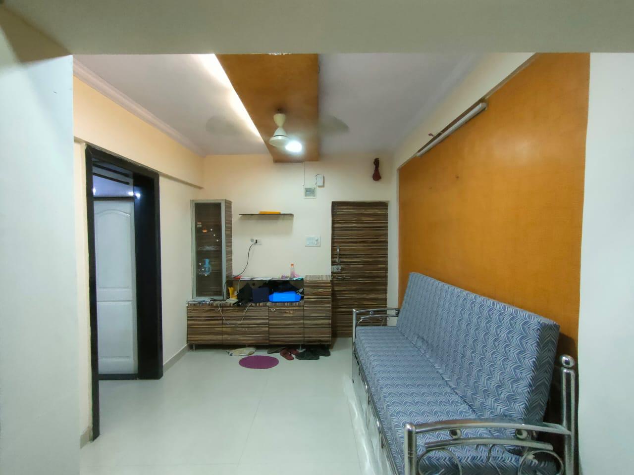 1 BHK 450 Sq.Ft. Apartment in Gokuldham Complex